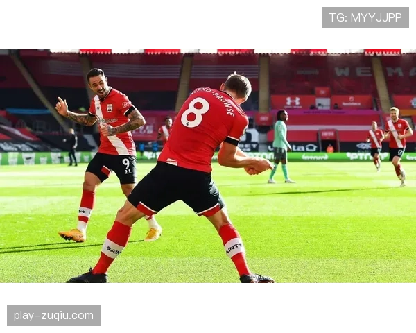 达马克主帅面临锋线抉择,阿尔及利亚后卫因红牌停赛影响阵容 达马克主帅面临锋线抉择,阿尔及利亚后卫因红牌停赛影响阵容