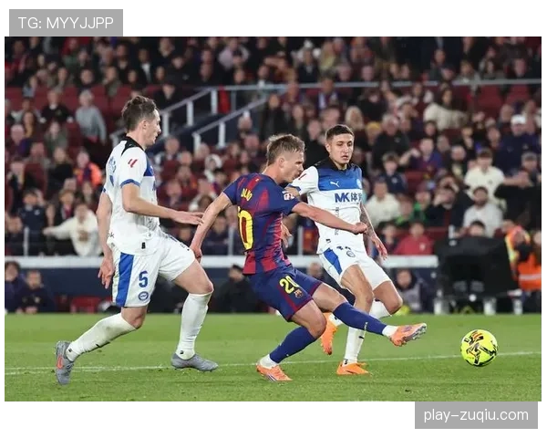 阿拉维斯伊巴涅斯阿莱尼亚 中场技术流组合获机会